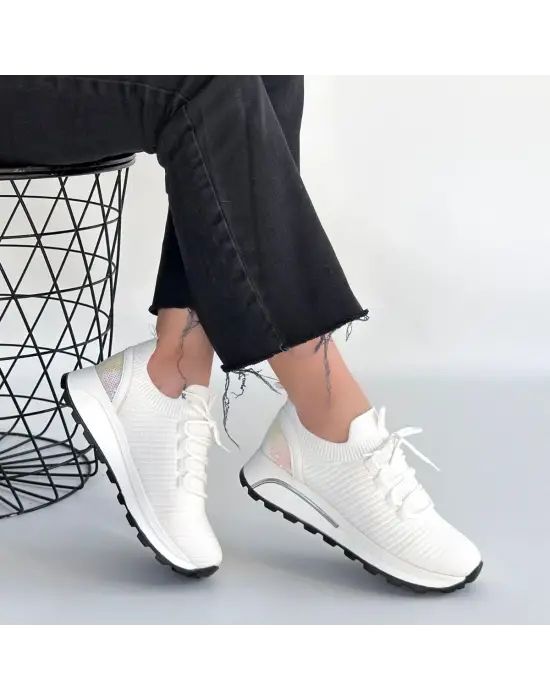 Feort Beyaz Triko Bağcıklı Spor Ayakkabı