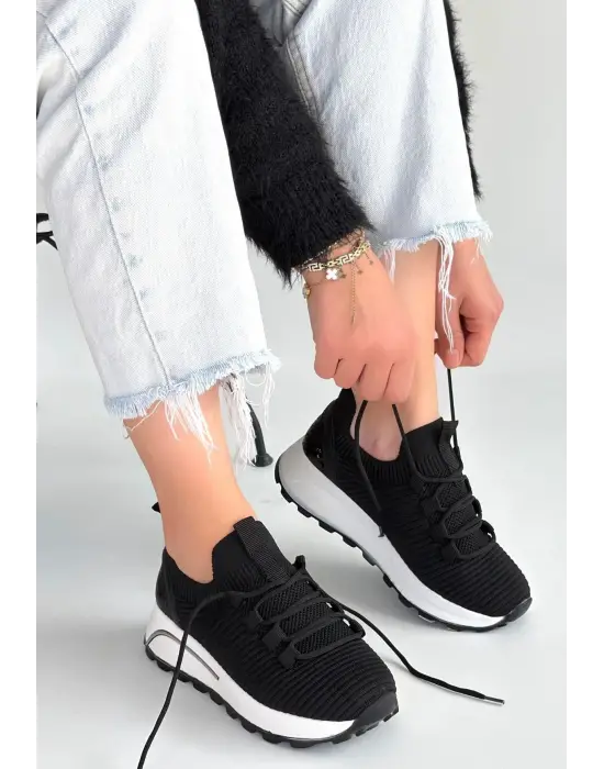 Feort Siyah Triko Bağcıklı Spor Ayakkabı