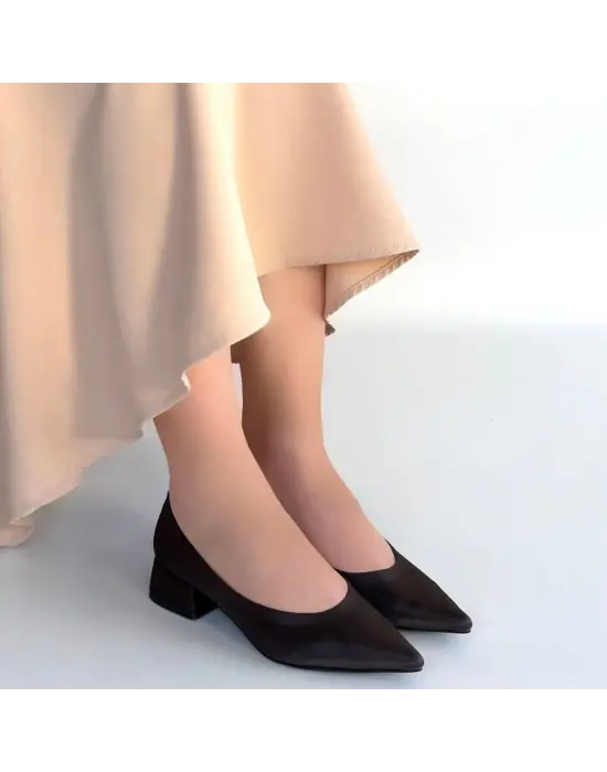 Ferla Acı Kahve Cilt Topuklu Ayakkabı