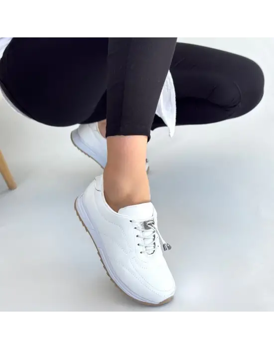 Finna Beyaz Cilt Bağcıklı Spor Ayakkabı