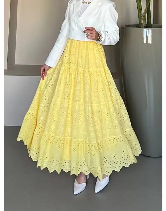 Omarı Modern Tarzda Sarı Katlamalı Etek