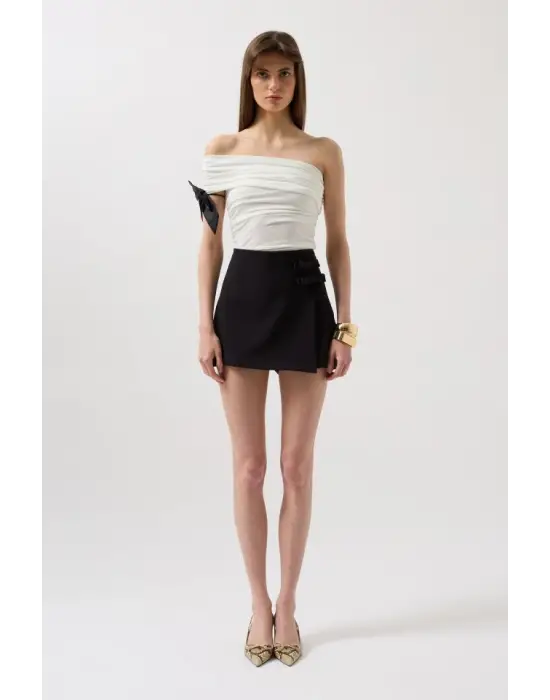 Fiyonk Detay Mini Etek