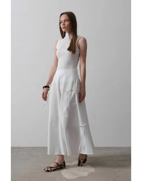 Fiyonk Kloş Etek - Beyaz