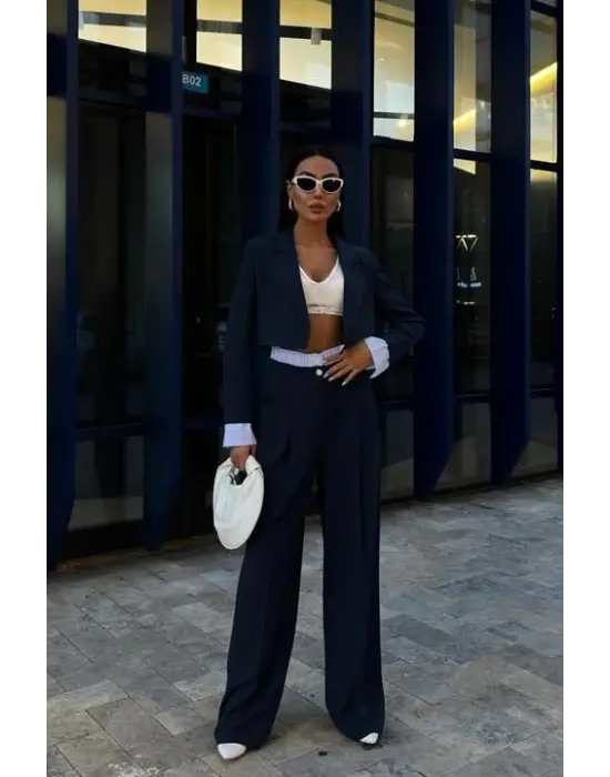 Omarı Modern Desenli Crop Ceketli Takım