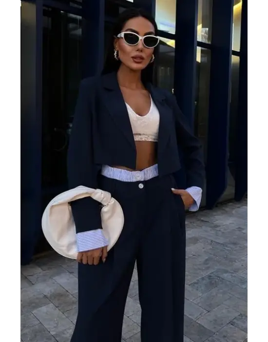 Omarı Modern Desenli Crop Ceketli Takım