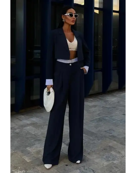 Omarı Modern Desenli Crop Ceketli Takım