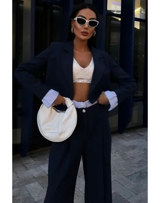 Omarı Modern Desenli Crop Ceketli Takım