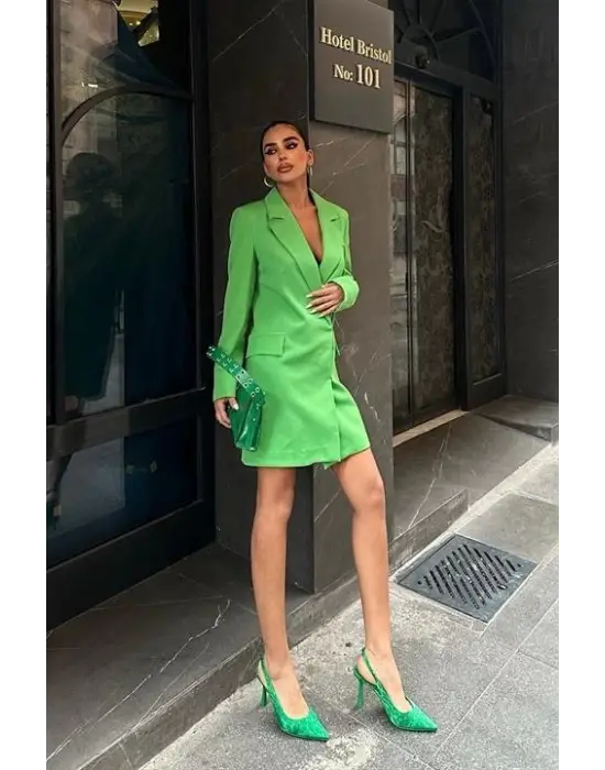 Omarı Siyah Kadife Blazer Elbise