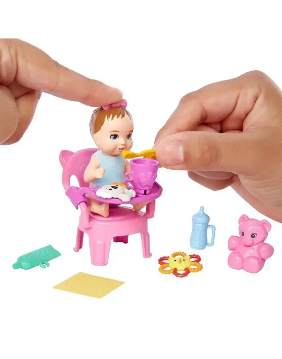 Omarı Minik Bebekler b Bebek Bakıcısı