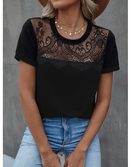 Omarı Şık Yuvarlak Yaka Dantelli Kadın Viskon Bluzu