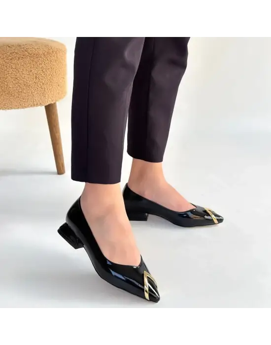 Goes Siyah Rugan Babet Ayakkabı