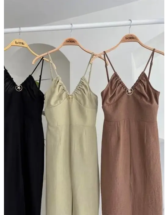 Göğsü Aksesuarlı Önü Yırtmaçlı Elbise 2899