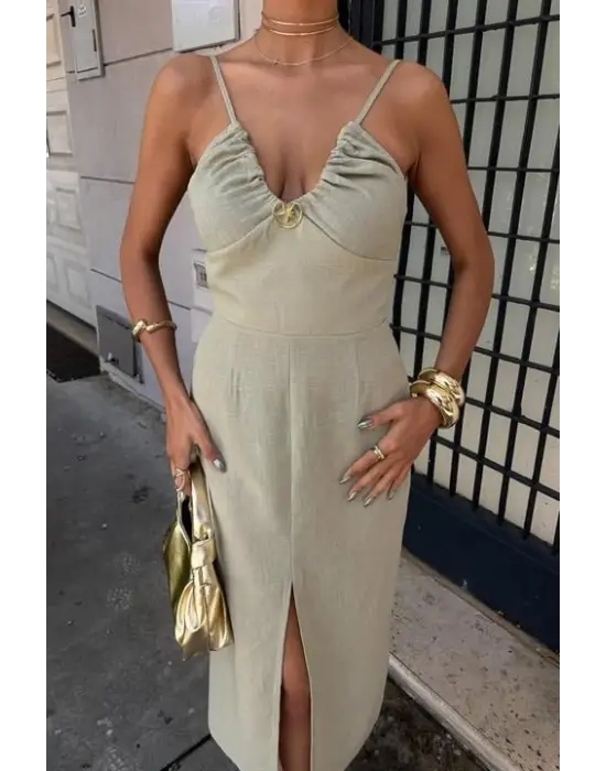 Göğsü Aksesuarlı Önü Yırtmaçlı Elbise 2899