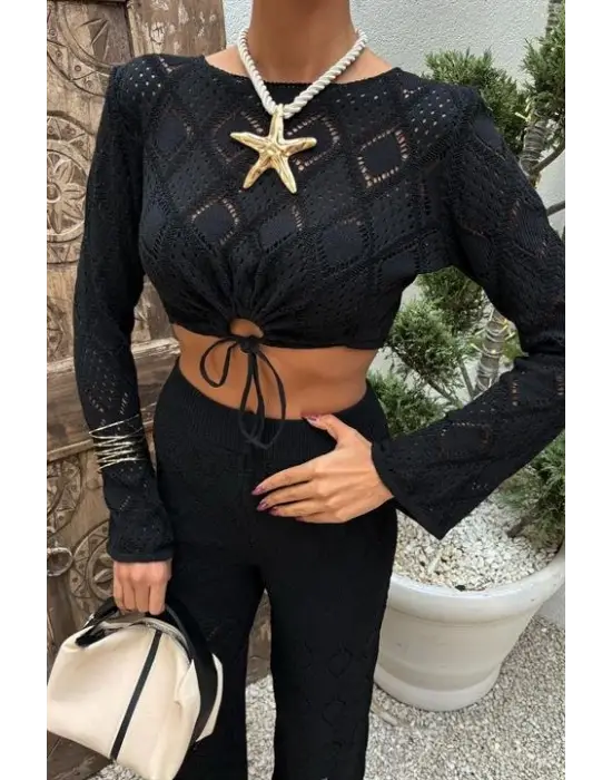 Omarı Şık Detaylarla Tamamlanan Açık Hava Takımı