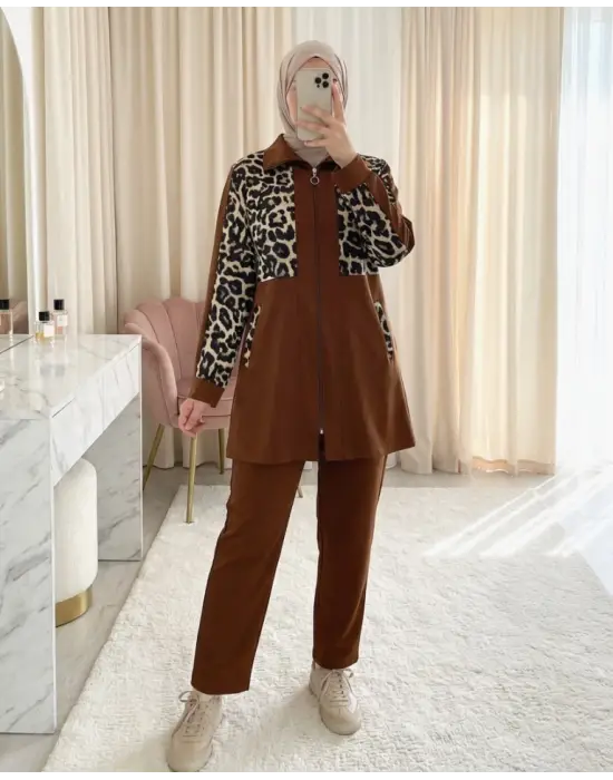 Gömlek Yaka Boydan Fermuarlı Pantolonlu Takım   -Taba