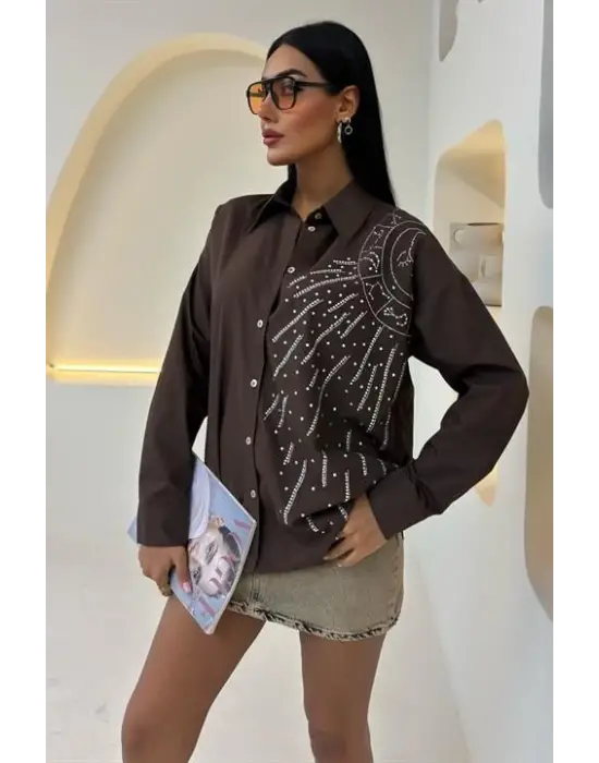 Omarı Zarif Taş İşlemeli Poplin Gömlek