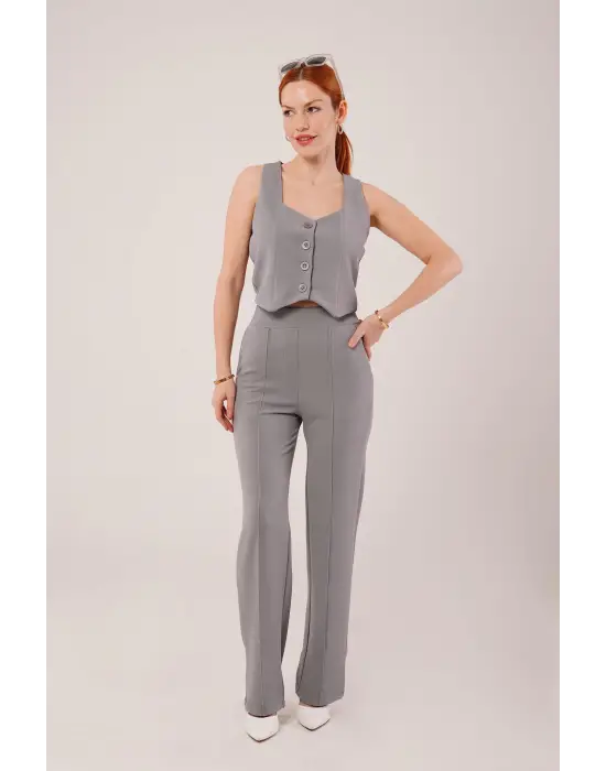 Omarı Gri Takım Kalın Askılı Düğmeli Yelek ve Pantolon