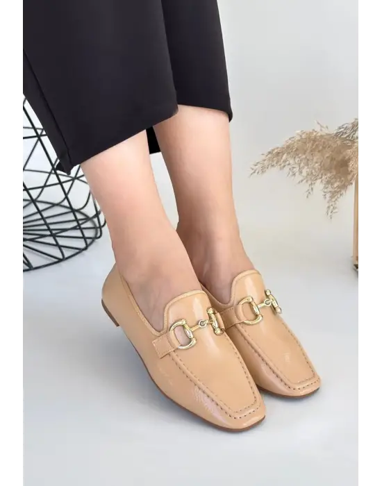 Etkileyici Nude Rugan Babet Ayakkabı