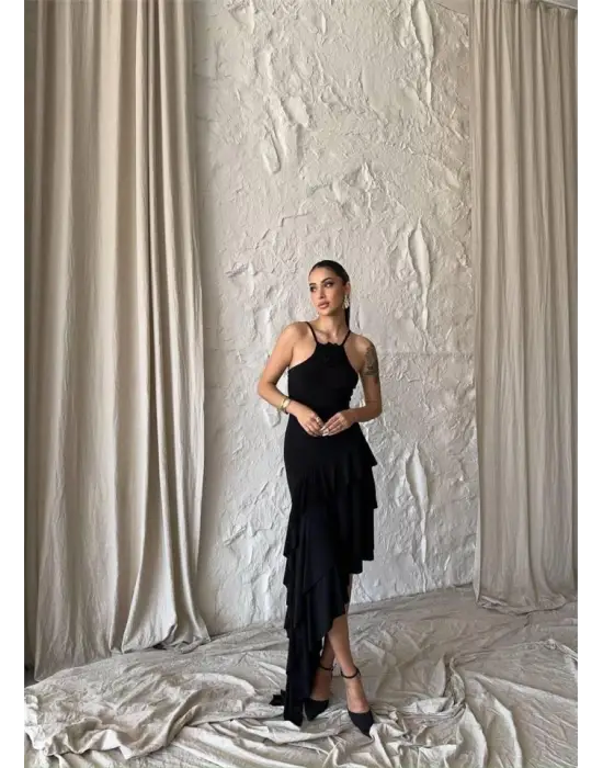 GÜLLÜ ELBİSE ASİMETRİK KATLI - Siyah