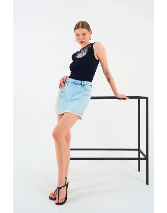 Omarı Siyah Halter Yaka Kaşkorse Atlet