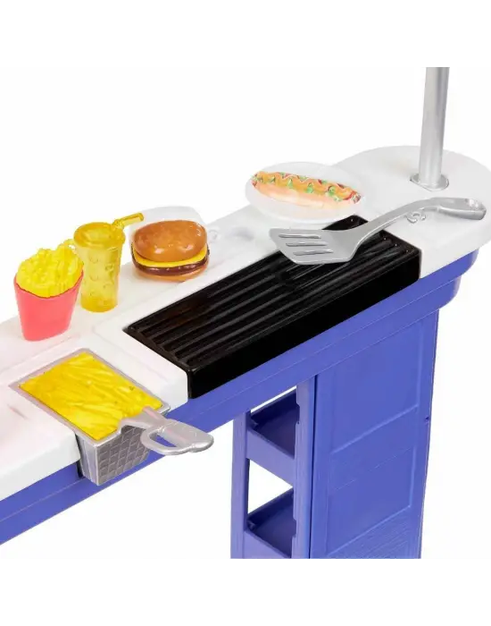 HNK99 Barbie Brooklyn ve Malibunun Sahildeki Yiyecek Standı