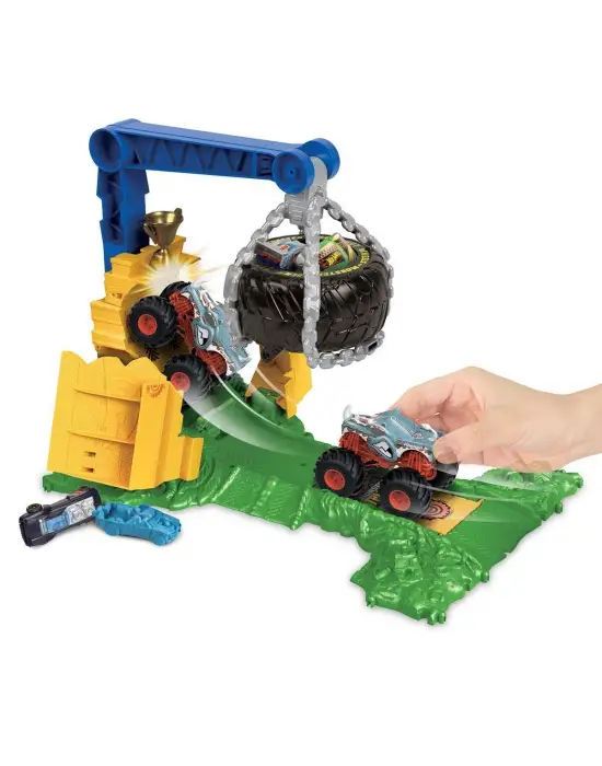 HTP18 Hot Wheels Monster Trucks Arenada Rhinomite Mücadelesi