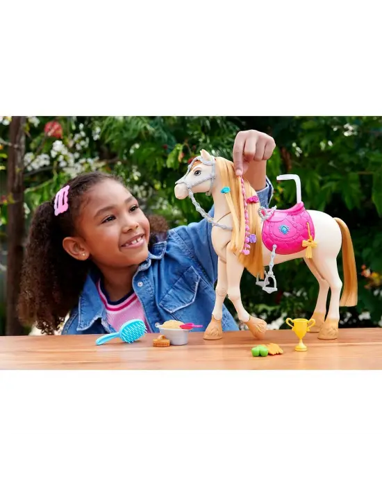 Omarı b ve Dansçı Atı - Eğlenceli b Oyun Seti