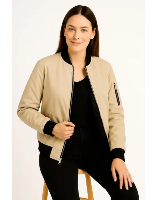 Içi Astarlı Fermuarlı Bej Bomber Mont