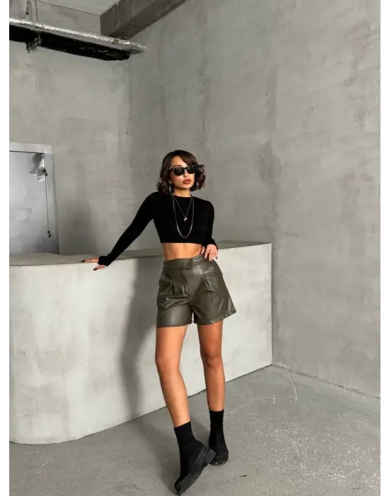 Yeni Trend Pileli Şort