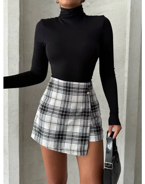 İki düğmeli şort ch kumaş etek ekoseli siyahbeyaz h26414