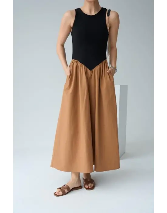 Omarı Şık İki Renkli Elbise - Siyah ve Taba Tonları