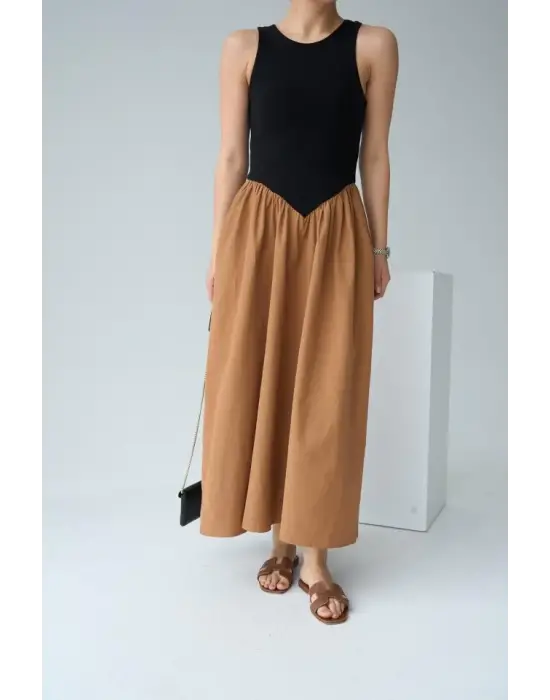 Omarı Şık İki Renkli Elbise - Siyah ve Taba Tonları