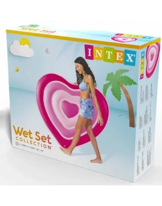 Omarı Kalp Şekilli İçin Plajda Şıklık!