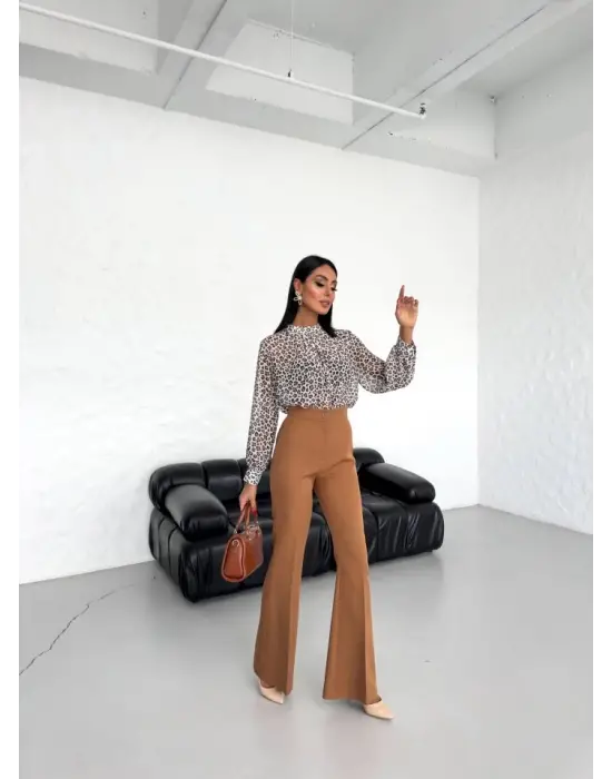 Omarı Rahat ve Şık İspanyol Paça Pantolon