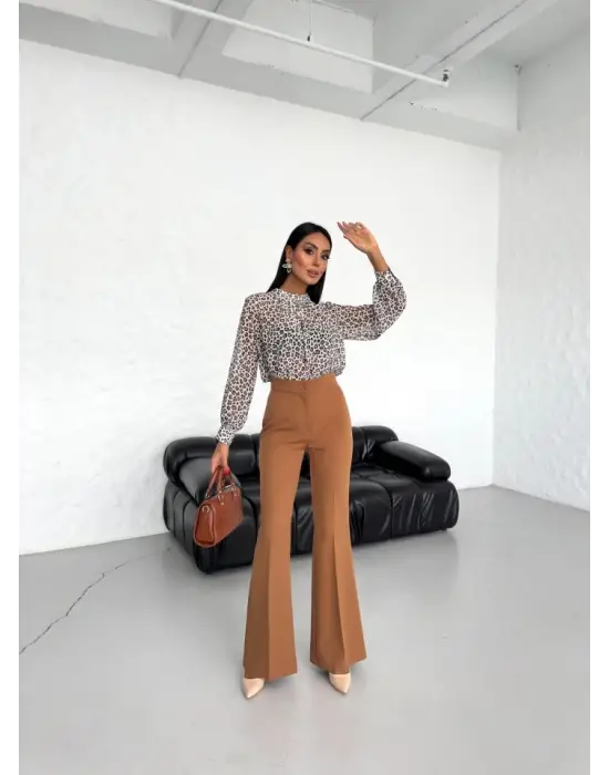 Omarı Rahat ve Şık İspanyol Paça Pantolon