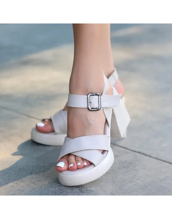 Omarı Yüksek Topuklu Bej Cilt Sandalet