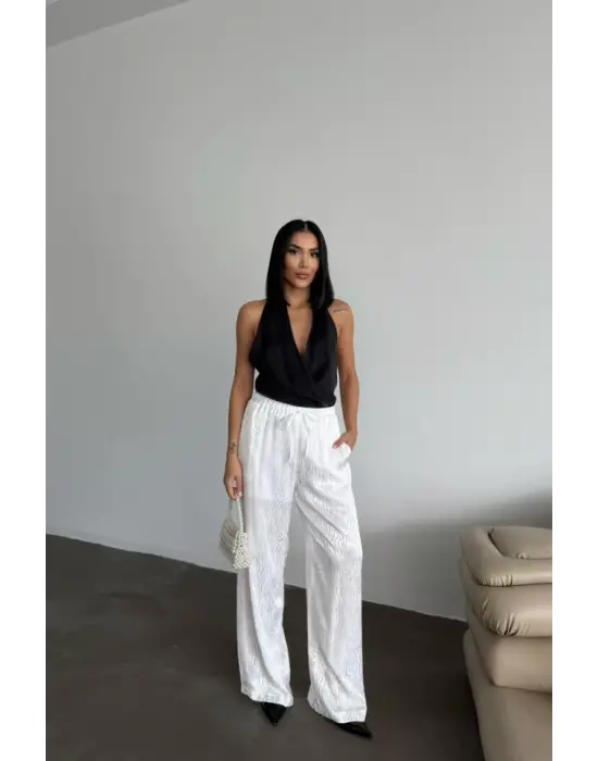 Omarı Elegan Jakar Dokulu Beyaz Pantolon