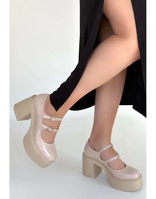 Jarlo Bej Rugan Dolgu Topuk Ayakkabı