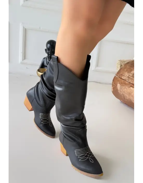 Omarı Siyah Cilt Topuklu Çizme - Trend ve Şık Modeller