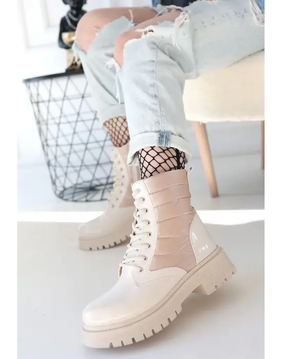 Zarif Rugan Bağcıklı Bot