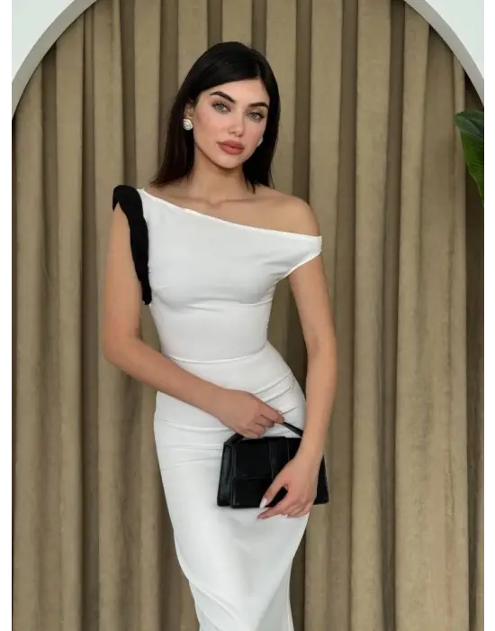 Jovani Omuz Detaylı Elbise