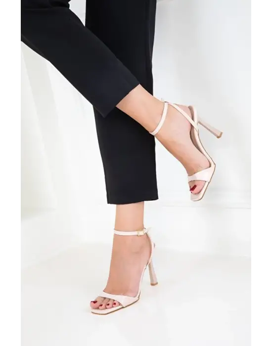 Jowin Bej Rugan Topuklu Bilekten Kemerli Ayakkabı