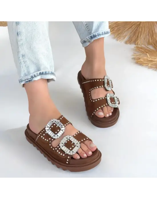 Omarı Nubuk Taşlı Terlik - Yazın Rüya Gibi Rahatlık!