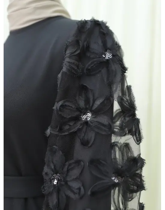 Omarı Zarif Siyah Tül Kollu Elbise