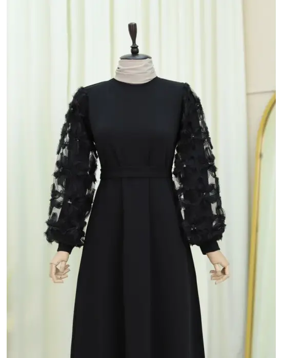 Kabartma Çiçekli Tül Kollu Kemerli Elbise -Siyah