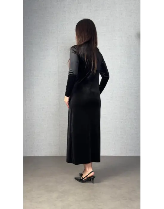 Zarif Omuzdan Büzgülü Taş Detaylı Kadife Elbise