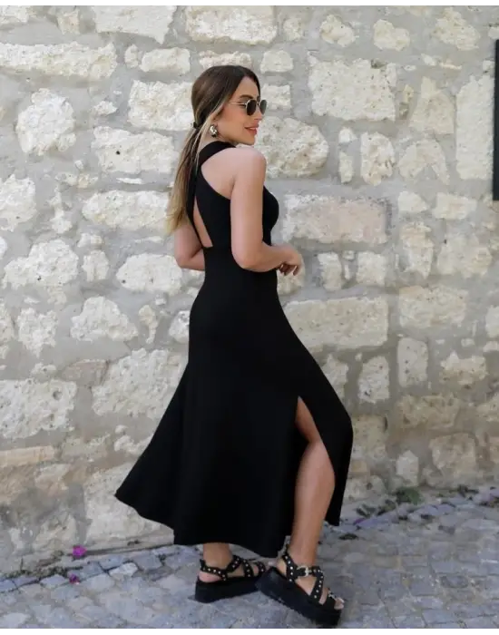 Omarı Arkadan Çapraz Detaylı Viskon Maksi Elbise