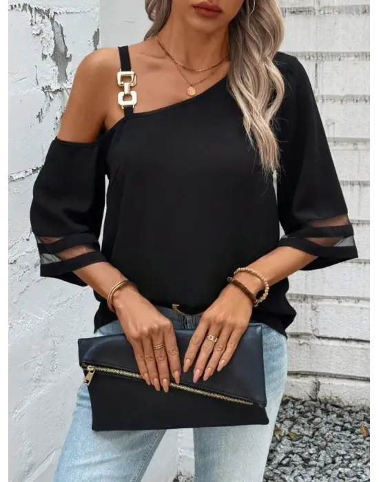 Kadın Askılı Asimetrik Kesim Kol Ve Yaka Kolda Tül Ve Aksesuar Detaylı Janjan Krep Bluz