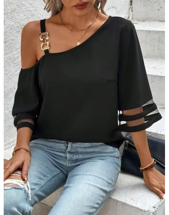 Kadın Askılı Asimetrik Kesim Kol Ve Yaka Kolda Tül Ve Aksesuar Detaylı Janjan Krep Bluz
