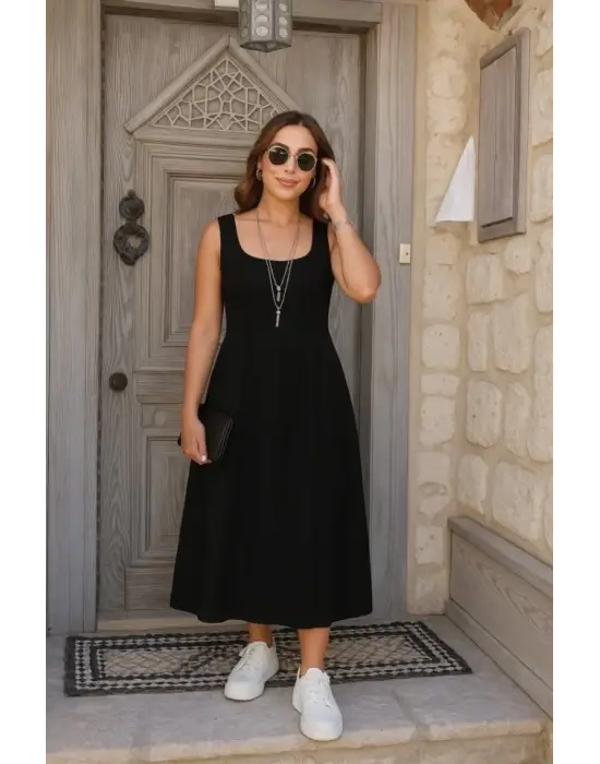 Kadın Askılı Geometrik Yakalı Geniş Kesim Detaylı Ithal Krep Elbise